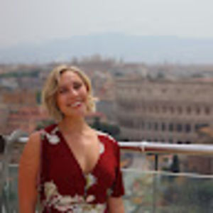 Meet your Posher, Lucia